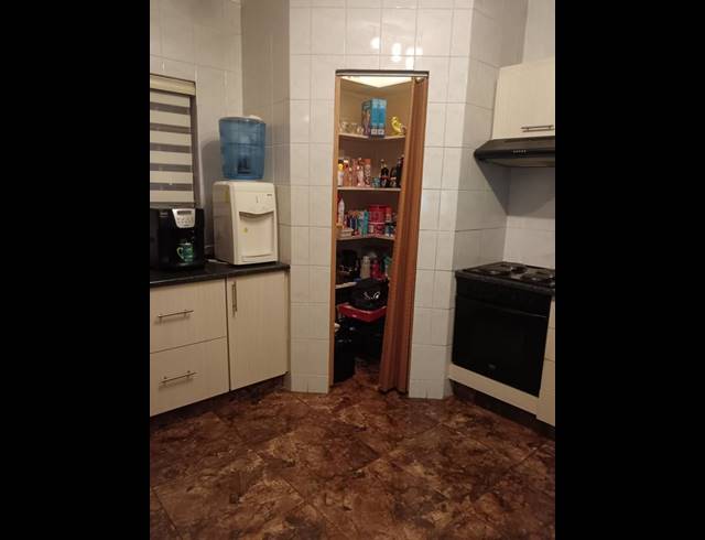 3 BEDROOM HOUSE FOR SALE IN ELDORAIGNE